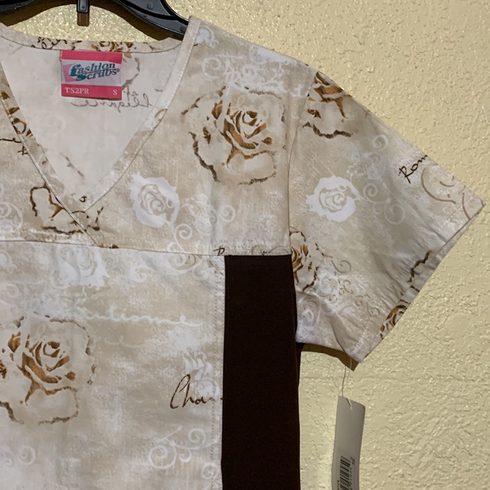 Nurse Scrub Top Brown Cream Floral  NWT by Miami Uniforms S Pullover Pockets - Picture 5 of 14
